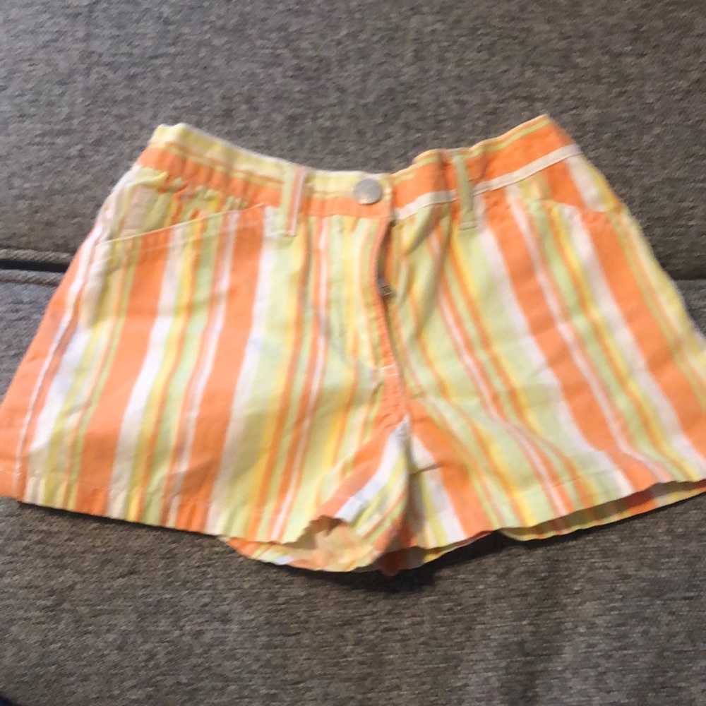 Size 6 New Legends Girls Shorts